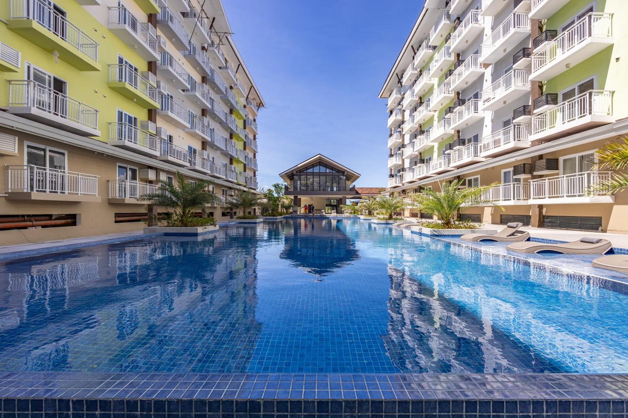 Amani 237, 3 Minutes To Airport, With Gym & Pool, Free Netflix, Fast Wi-fi Apartment