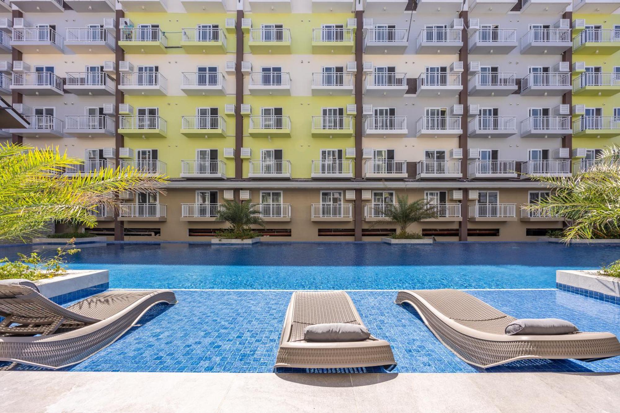 Amani 237, 3 Minutes To Airport, With Gym & Pool, Free Netflix, Fast Wi-fi